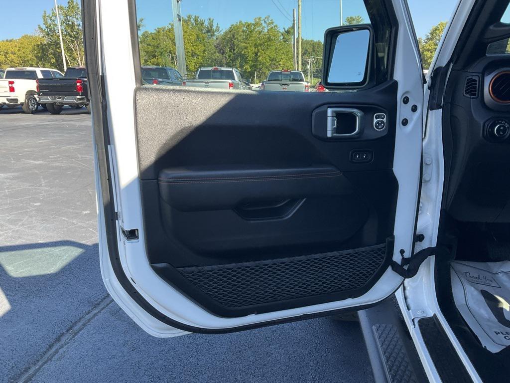 used 2021 Jeep Gladiator car, priced at $37,570