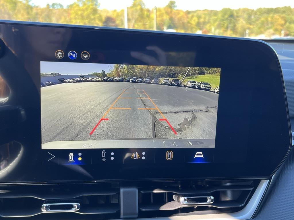 new 2026 Chevrolet Equinox car, priced at $34,703