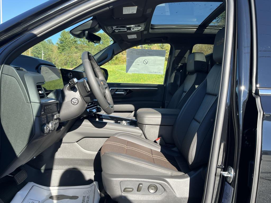 new 2026 Chevrolet Suburban car, priced at $99,984