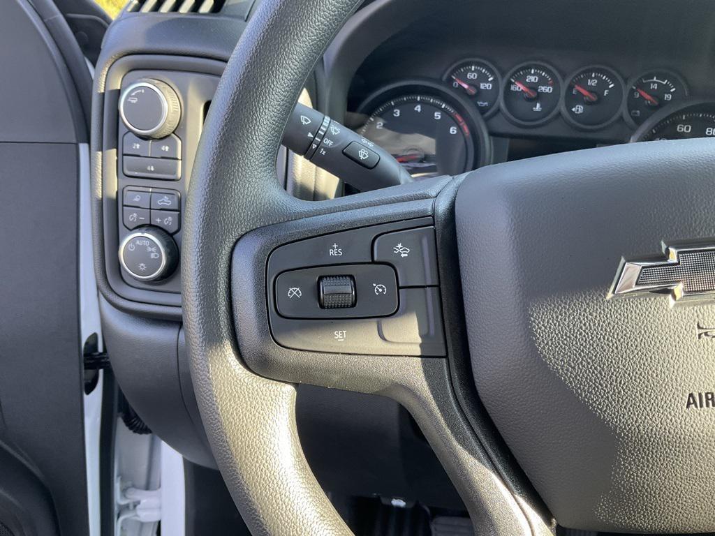 new 2025 Chevrolet Silverado 2500 car, priced at $58,686
