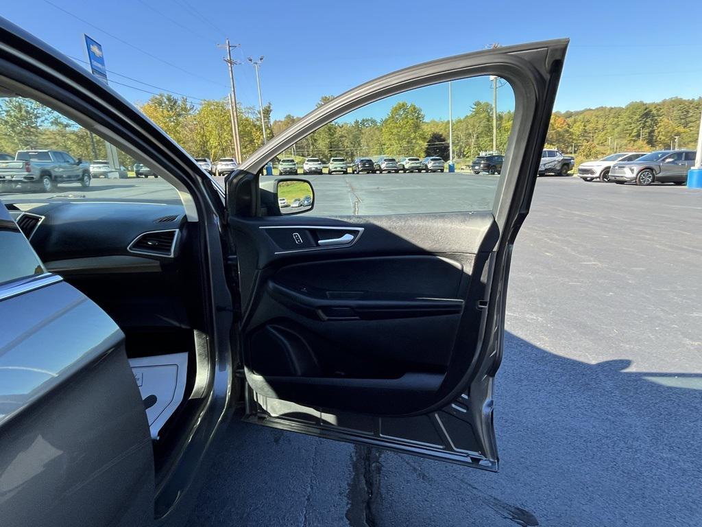 used 2023 Ford Edge car, priced at $23,450
