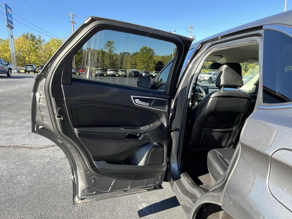 used 2023 Ford Edge car, priced at $23,450