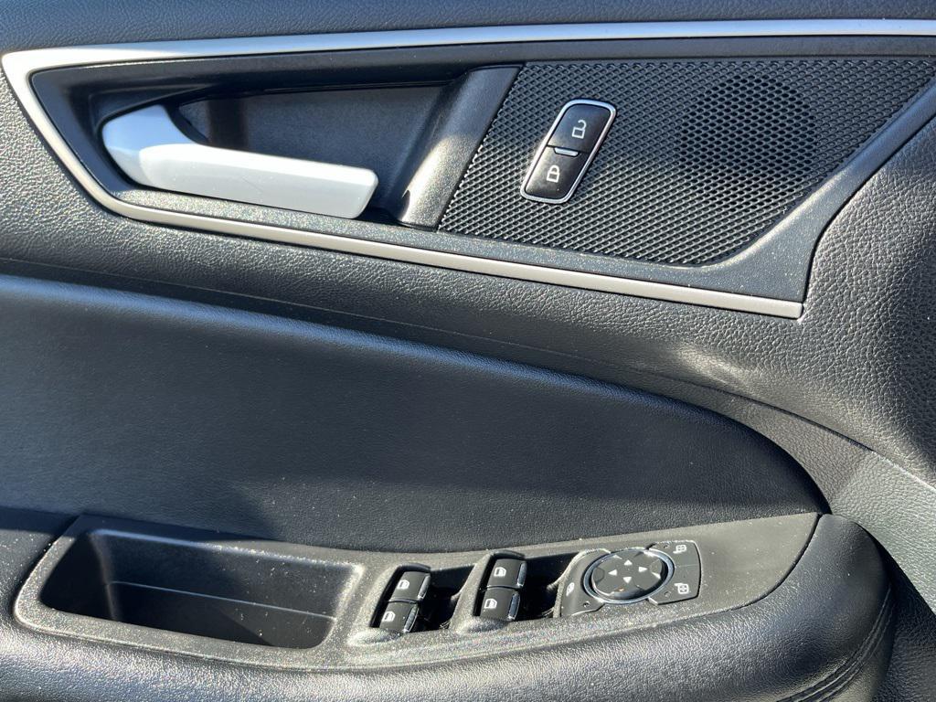 used 2023 Ford Edge car, priced at $23,450