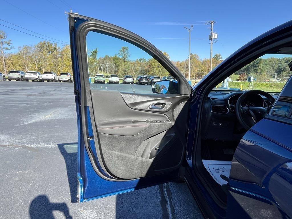 used 2022 Chevrolet Equinox car, priced at $27,950