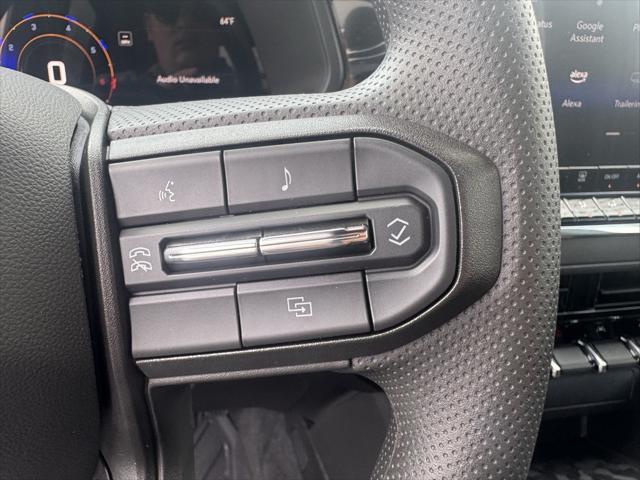 new 2025 Chevrolet Colorado car, priced at $32,990