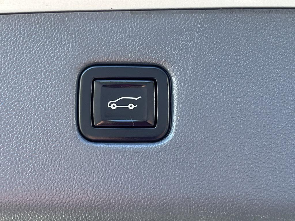 used 2021 Chevrolet Blazer car, priced at $20,625