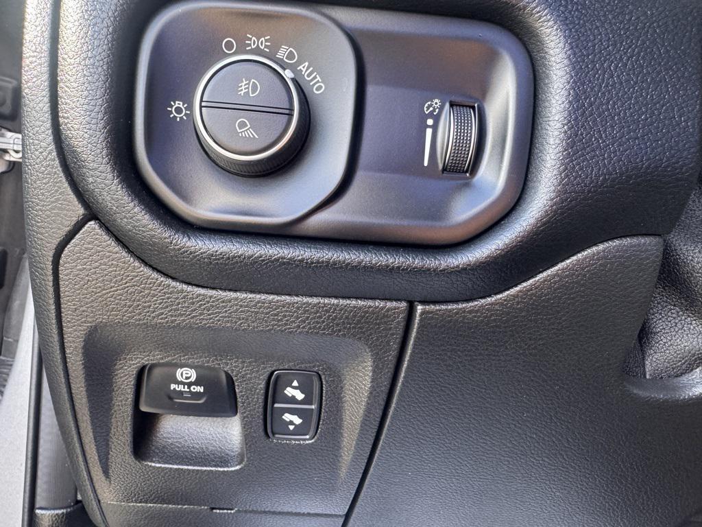 used 2021 Ram 1500 car, priced at $33,457