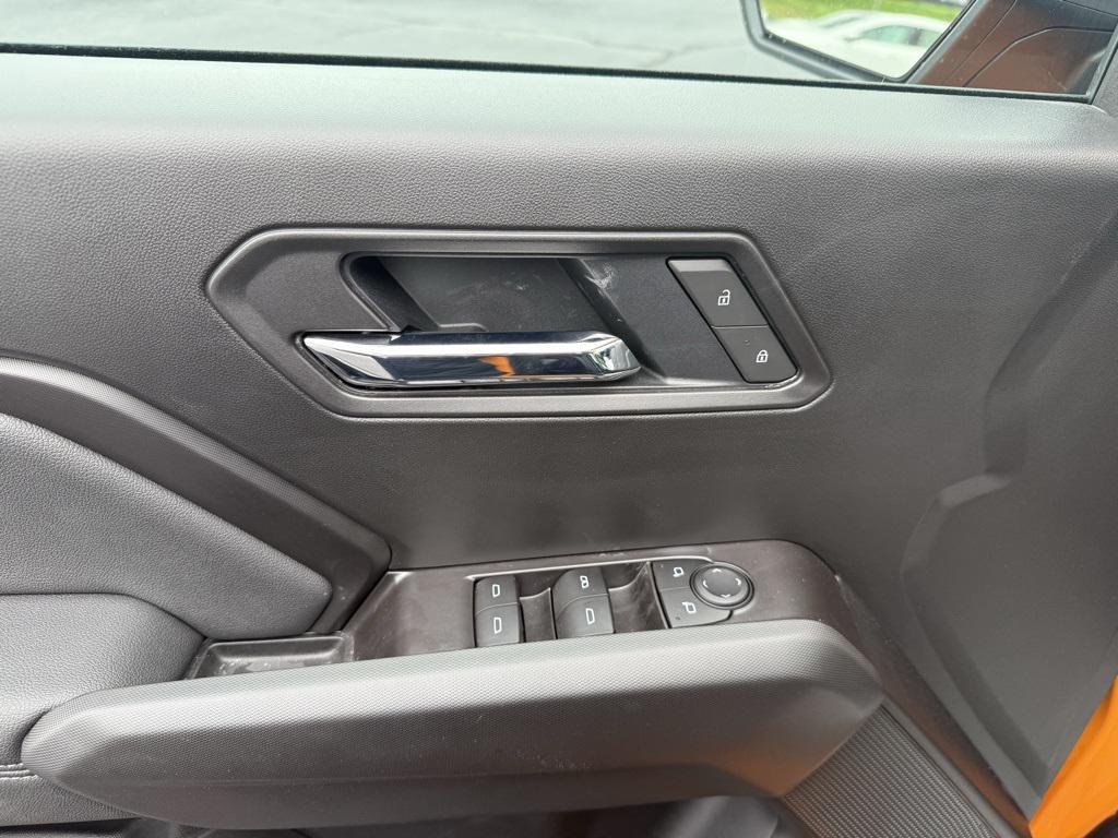 new 2025 Chevrolet Colorado car, priced at $43,633