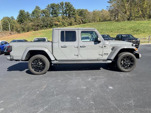 used 2022 Jeep Gladiator car, priced at $37,950