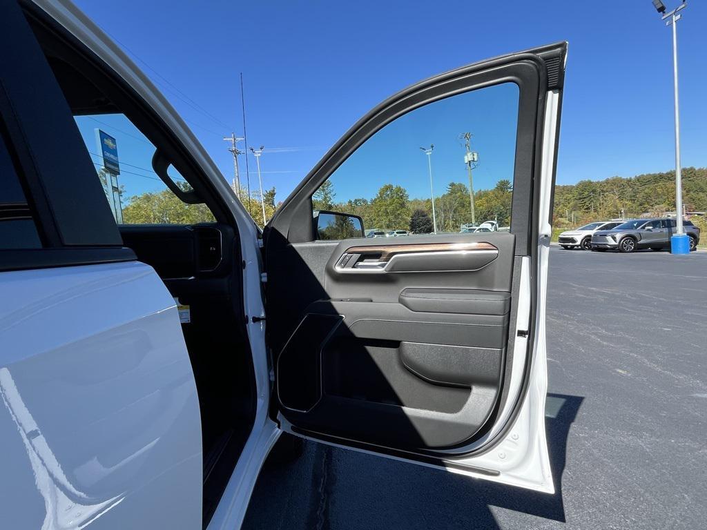 new 2026 Chevrolet Silverado 1500 car, priced at $53,284