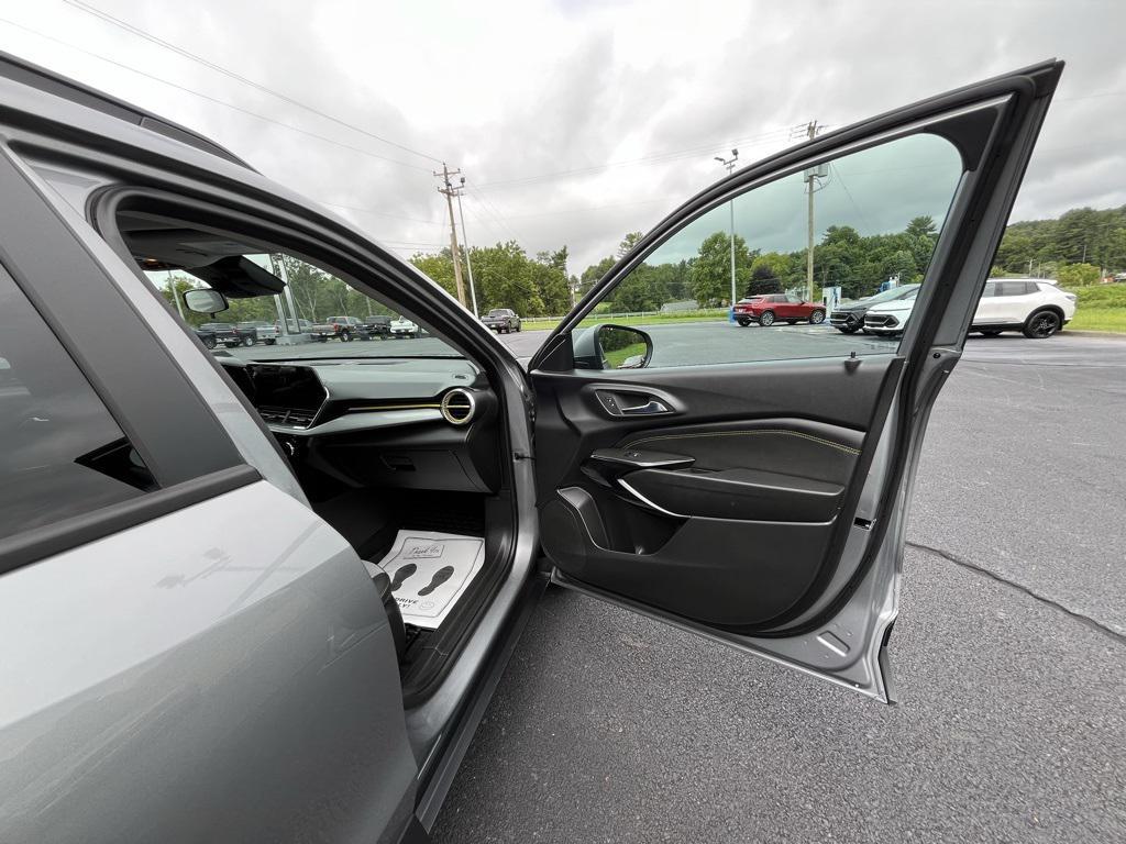 used 2024 Chevrolet Trax car, priced at $21,226
