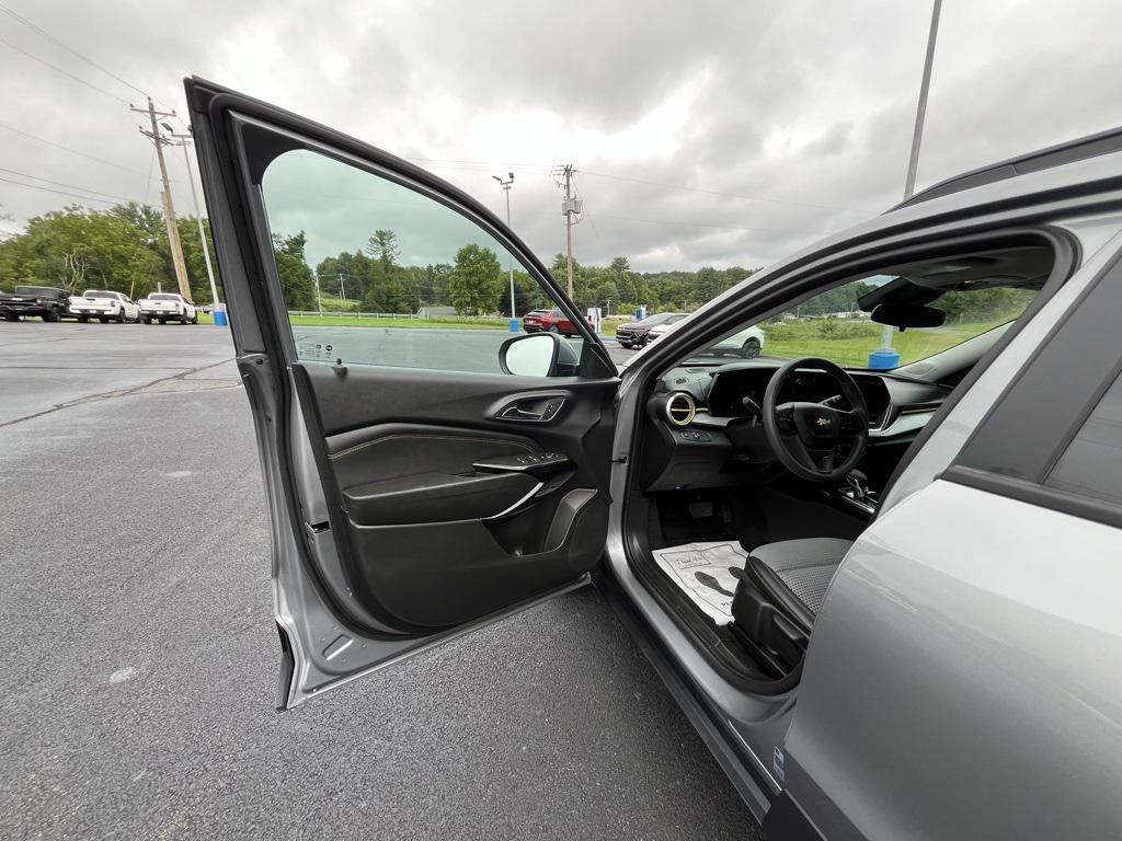 used 2024 Chevrolet Trax car, priced at $21,226