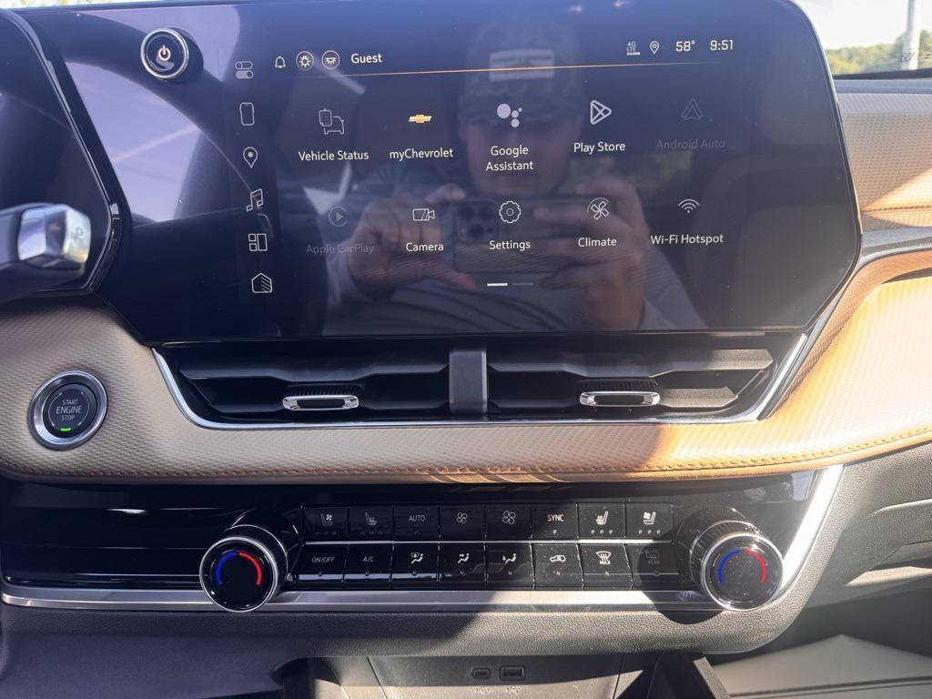 new 2026 Chevrolet Equinox car, priced at $39,037
