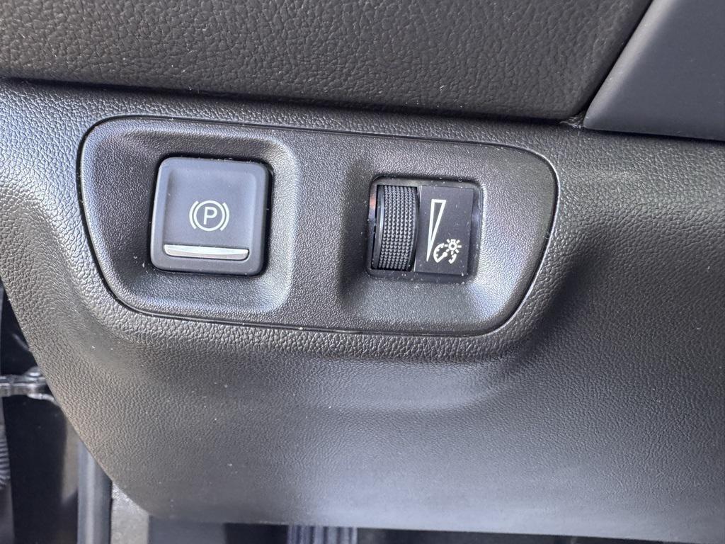 used 2023 GMC Acadia car, priced at $27,950