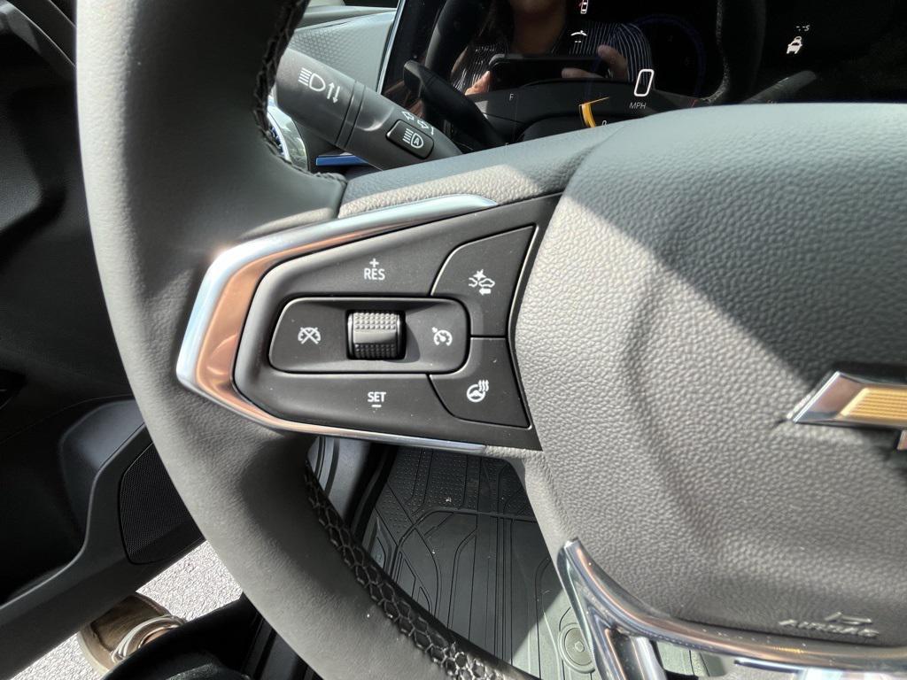 new 2025 Chevrolet Trax car, priced at $26,429