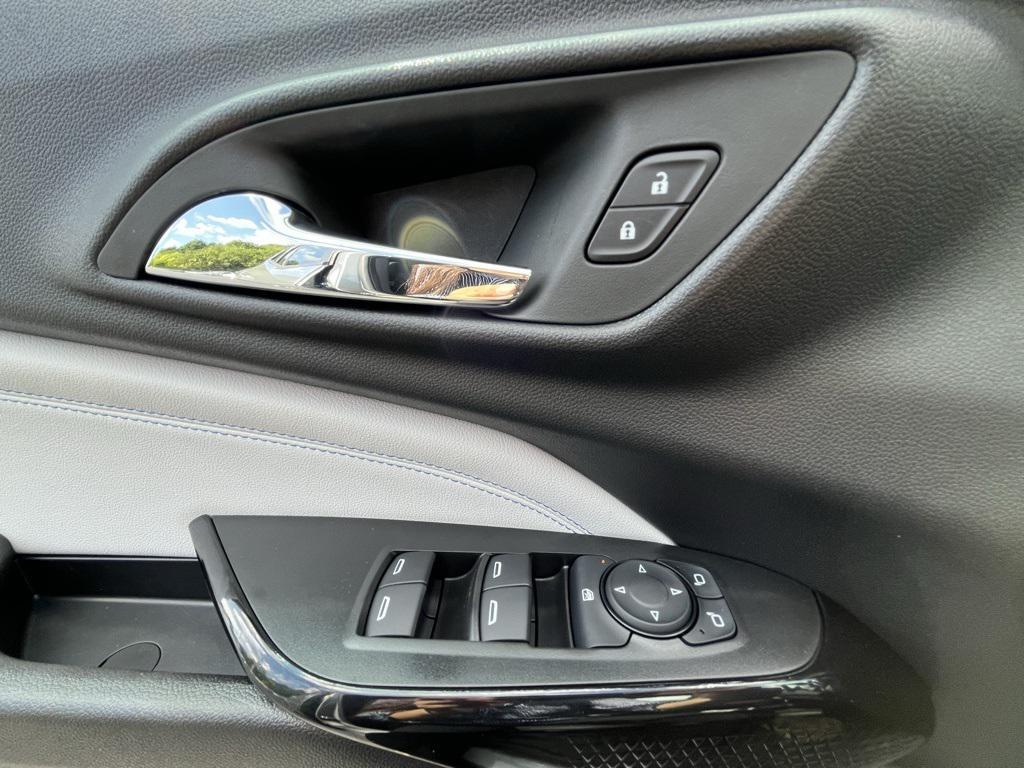 new 2025 Chevrolet Trax car, priced at $26,429