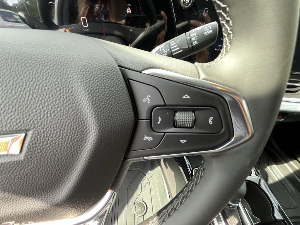 new 2025 Chevrolet Trax car, priced at $26,429