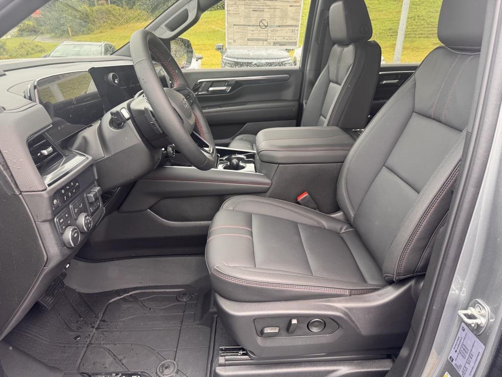 new 2025 Chevrolet Suburban car, priced at $76,935