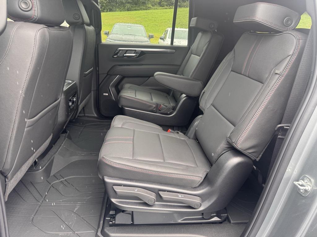 new 2025 Chevrolet Suburban car, priced at $76,935