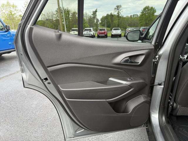 new 2025 Chevrolet Trax car, priced at $25,775