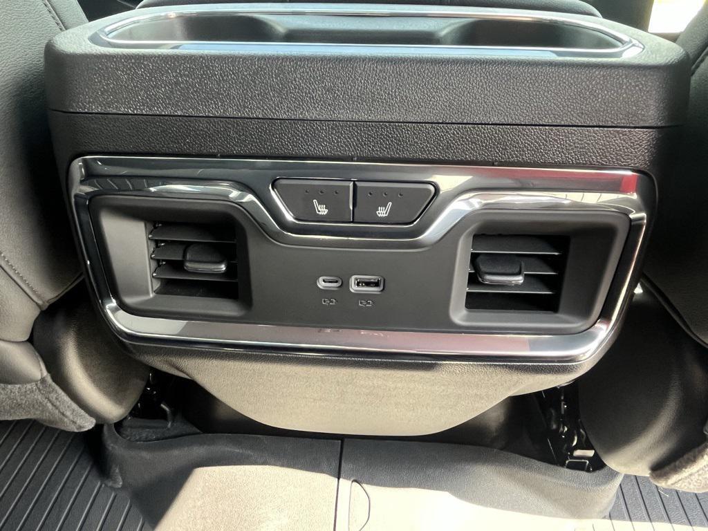new 2025 Chevrolet Silverado 2500 car, priced at $74,152