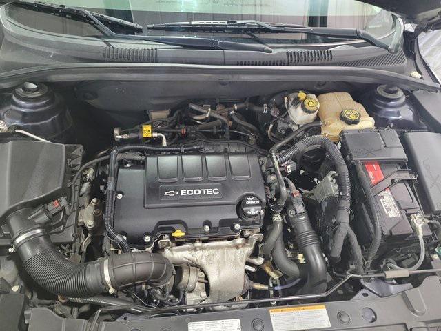 used 2015 Chevrolet Cruze car, priced at $6,500