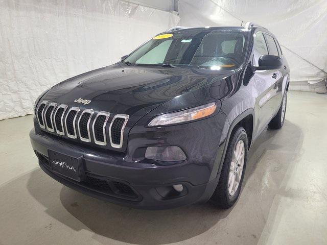 used 2015 Jeep Cherokee car, priced at $6,900