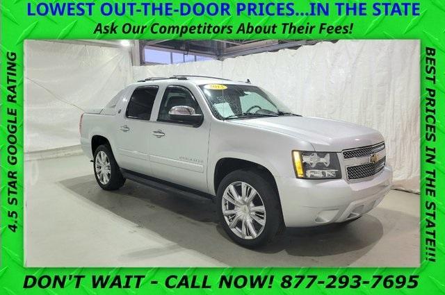 used 2013 Chevrolet Avalanche car, priced at $18,200