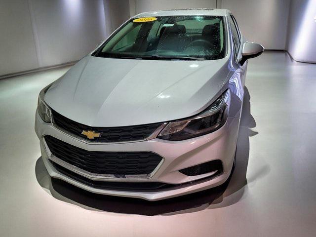 used 2016 Chevrolet Cruze car, priced at $9,500