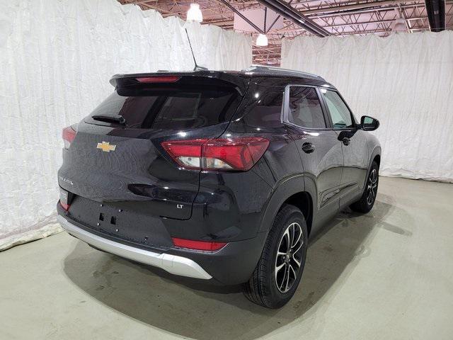 new 2025 Chevrolet TrailBlazer car, priced at $28,330