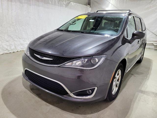 used 2017 Chrysler Pacifica car, priced at $4,500