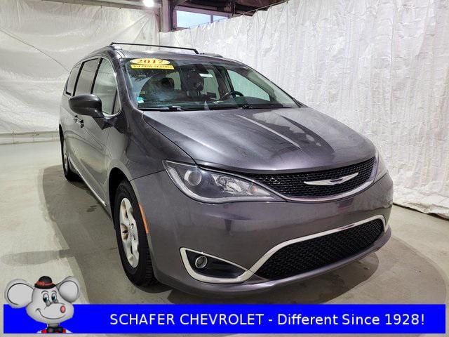 used 2017 Chrysler Pacifica car, priced at $4,500