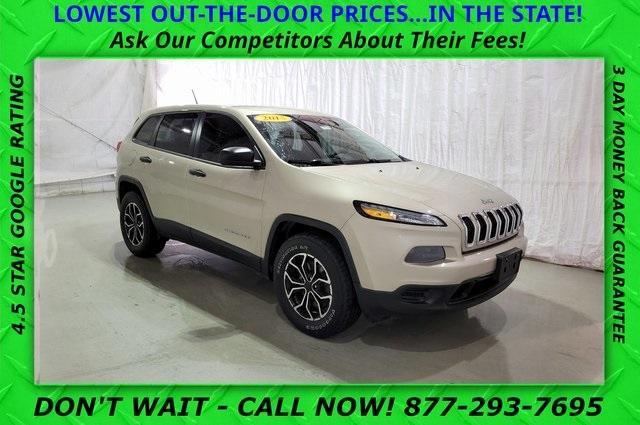 used 2015 Jeep Cherokee car, priced at $12,400
