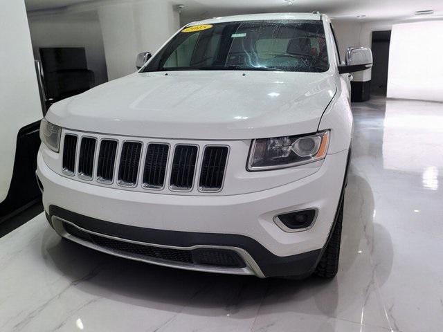 used 2015 Jeep Grand Cherokee car, priced at $13,400