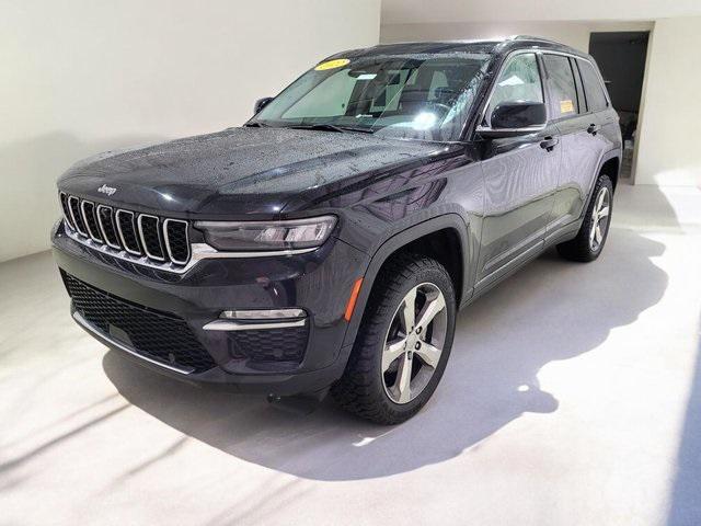 used 2022 Jeep Grand Cherokee car, priced at $32,500