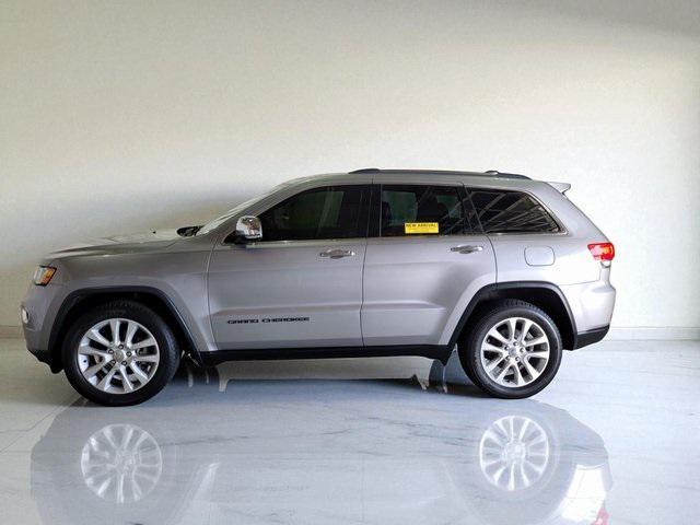 used 2017 Jeep Grand Cherokee car, priced at $13,700