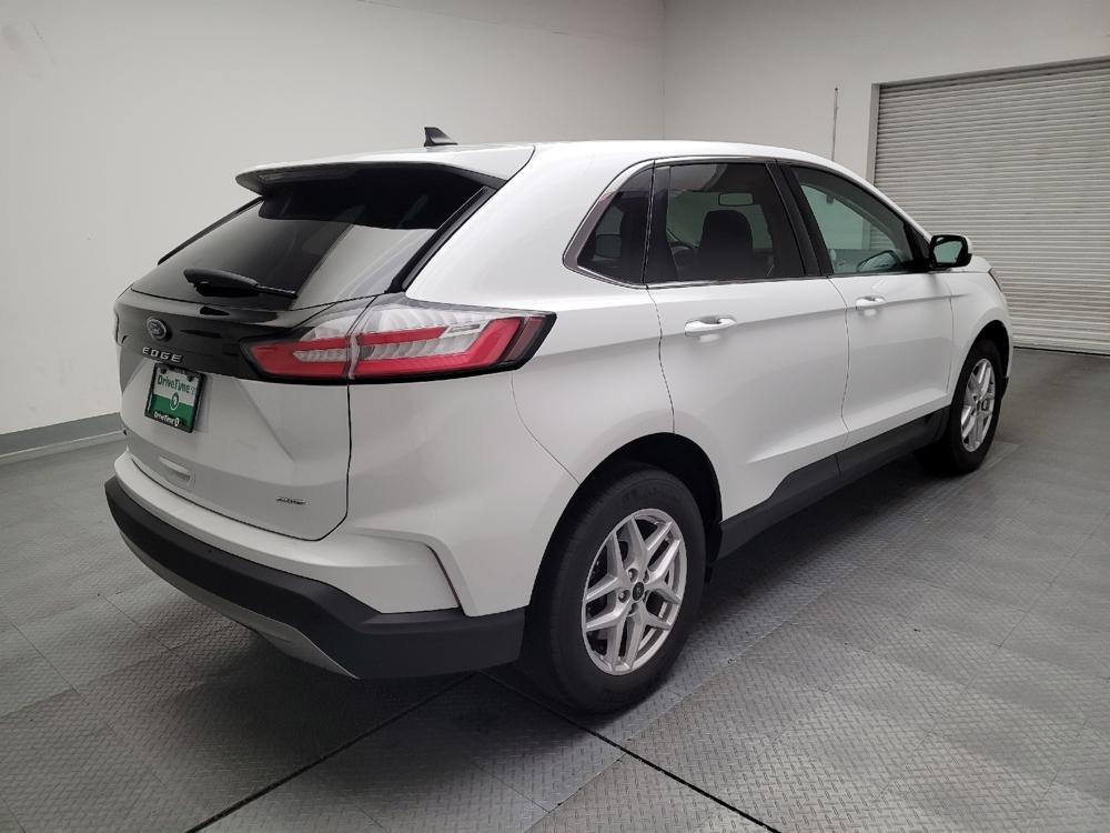 used 2024 Ford Edge car, priced at $25,195