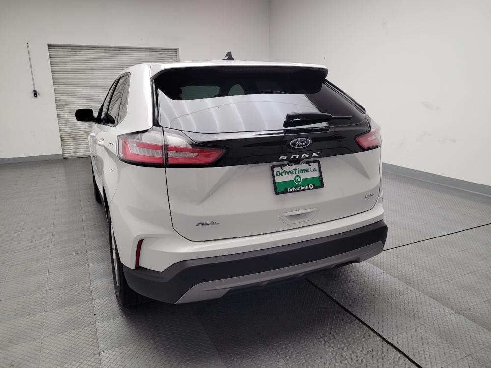 used 2024 Ford Edge car, priced at $25,195