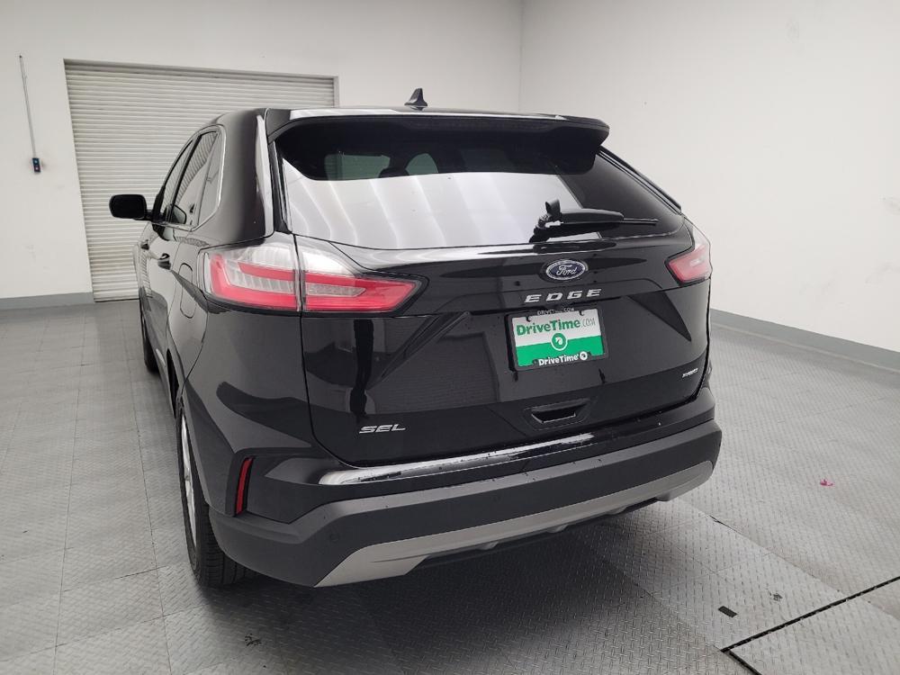 used 2024 Ford Edge car, priced at $22,395