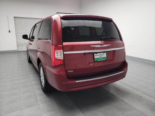 used 2014 Chrysler Town & Country car, priced at $13,095