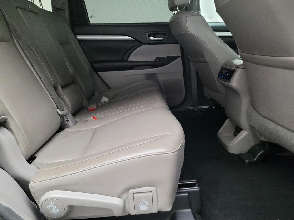 used 2017 Toyota Highlander car, priced at $21,995
