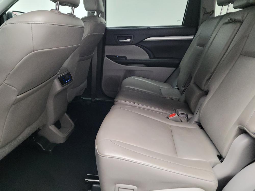 used 2017 Toyota Highlander car, priced at $21,995