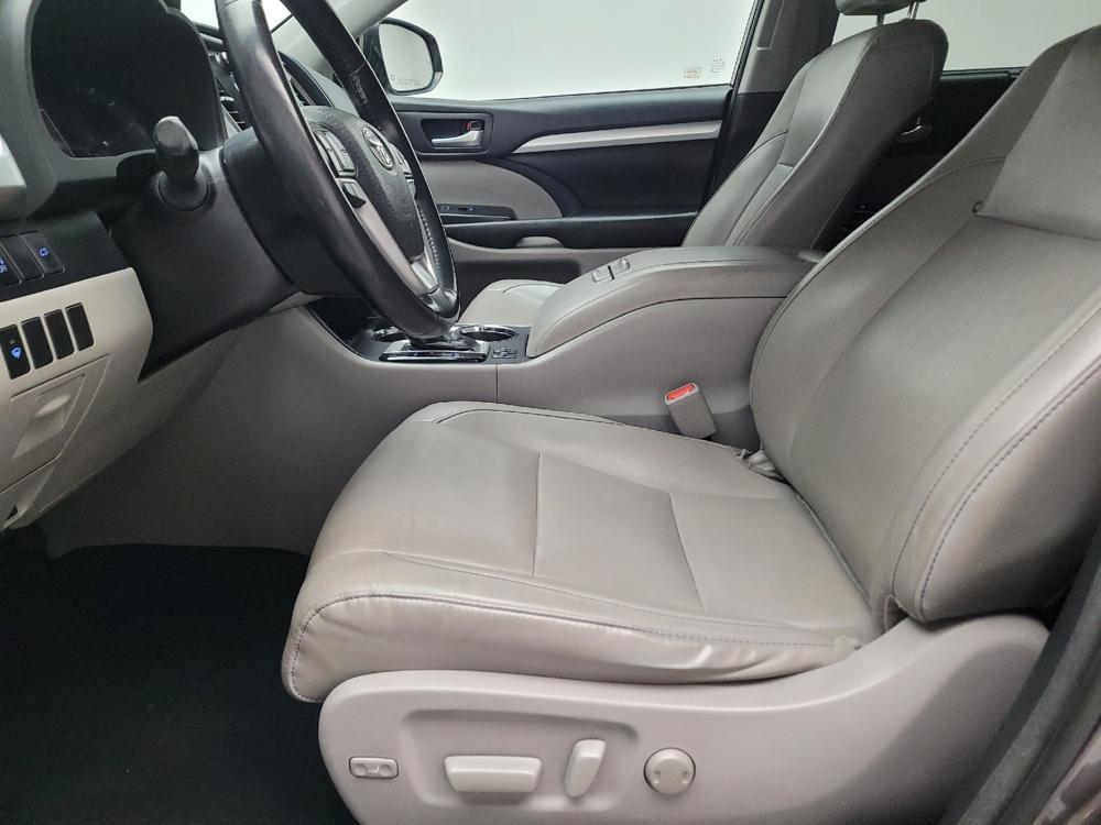 used 2017 Toyota Highlander car, priced at $21,995