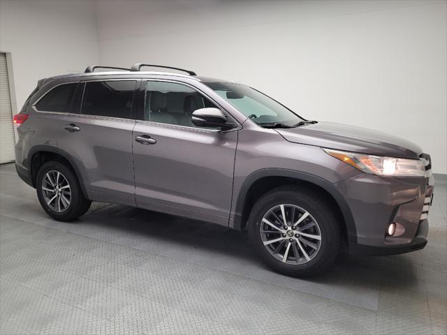 used 2017 Toyota Highlander car, priced at $24,995