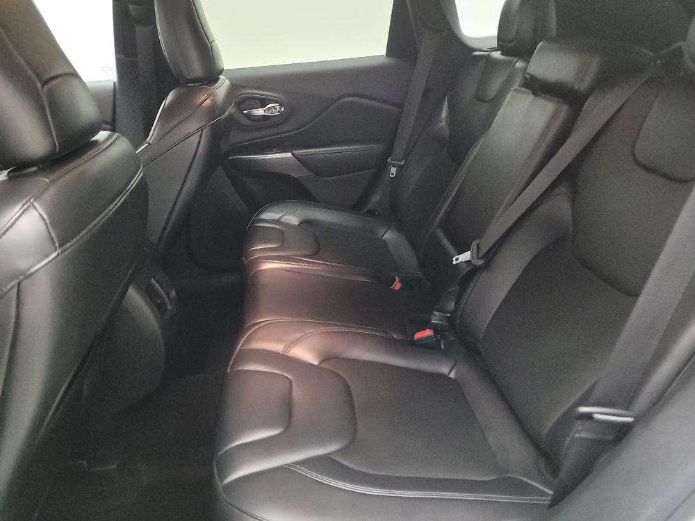 used 2020 Jeep Cherokee car, priced at $17,995