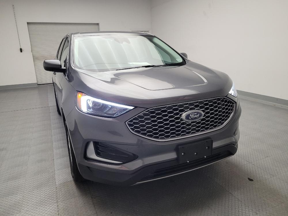 used 2024 Ford Edge car, priced at $22,895