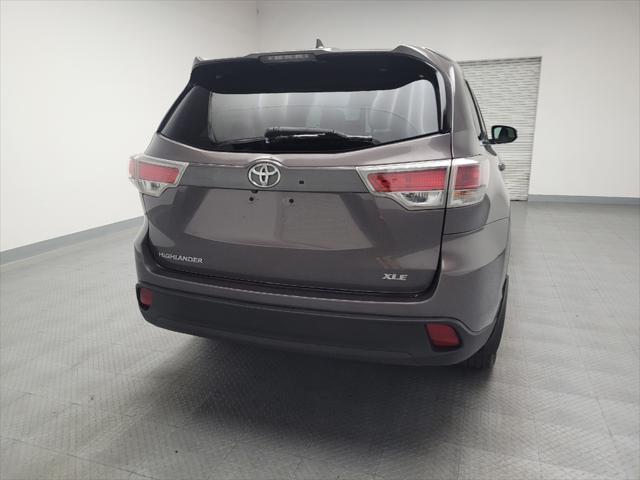 used 2016 Toyota Highlander car, priced at $22,895