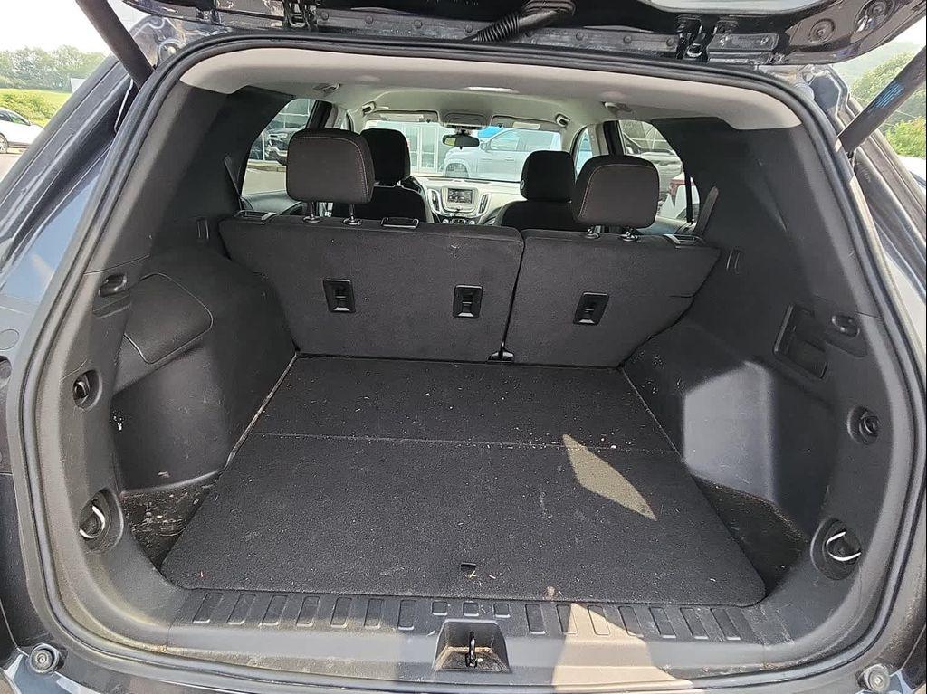 used 2022 Chevrolet Equinox car, priced at $23,495