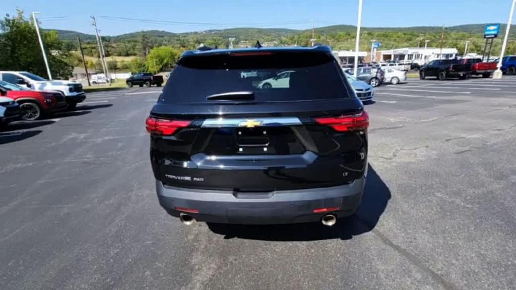 used 2023 Chevrolet Traverse car, priced at $35,894
