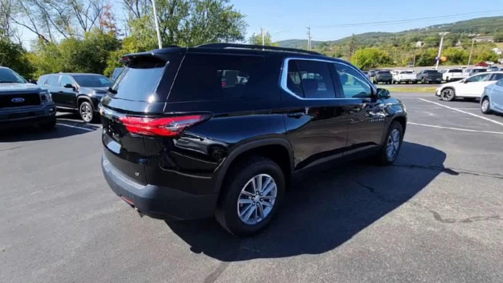 used 2023 Chevrolet Traverse car, priced at $35,894